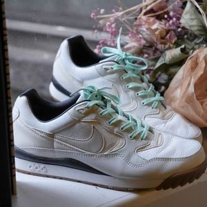 Nike Air ACG Wildwood White Gum 2019 WITH BOX (black lace included)